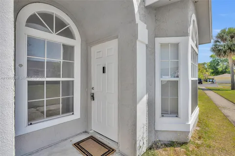$275,000 | 331 San Gabriel Street, Winter Springs, FL 32708
