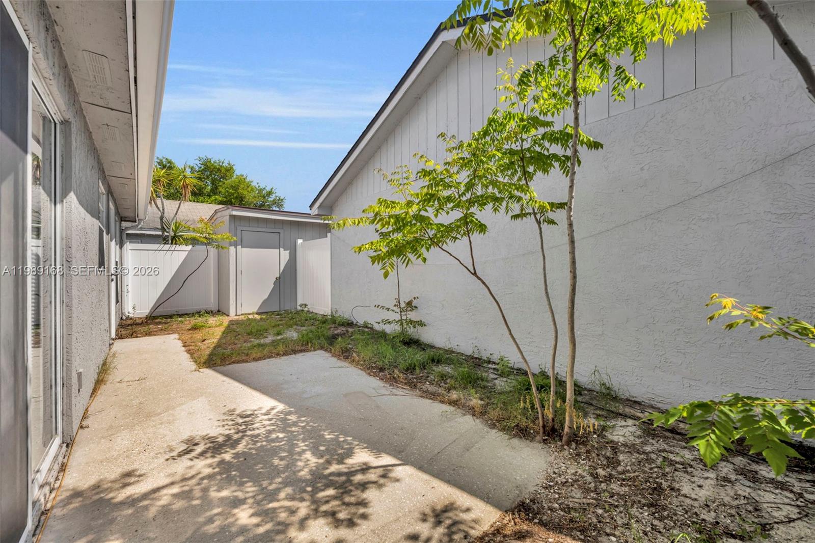331 San Gabriel Street Winter Springs, FL 32708 - Photo 21 of 26 a view of a backyard