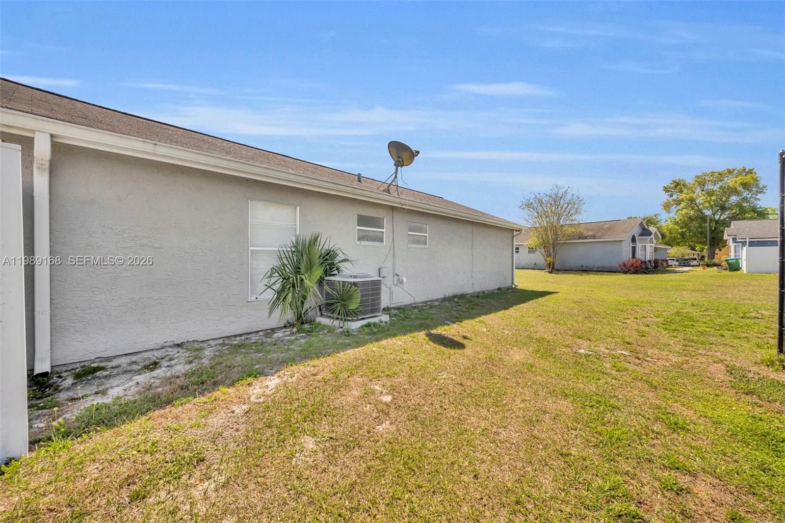 331 San Gabriel Street Winter Springs, FL 32708 - Photo 24 of 26 a view of a backyard of the house