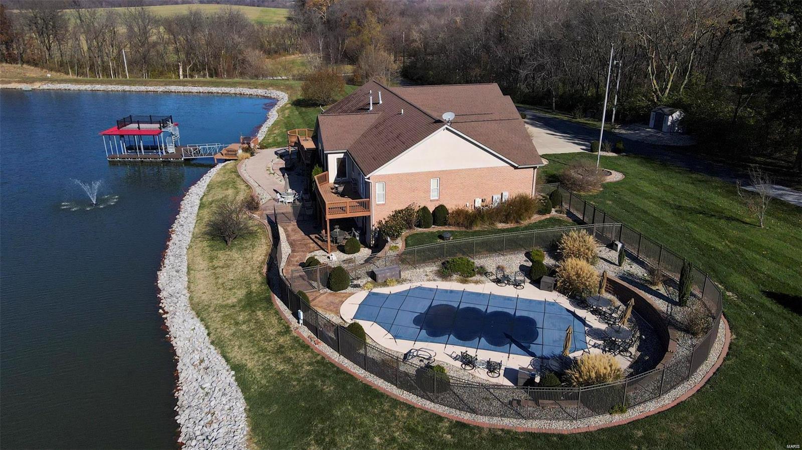 114 Rinderer Road Trenton, IL 62293 - Photo 5 of 62
