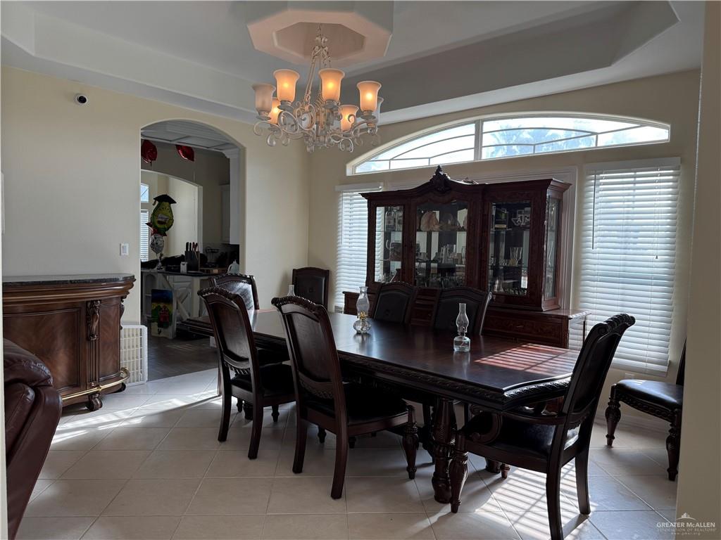 2600 Rhett Drive Pharr, TX 78577 - Photo 7 of 21 a view of a dining room with furniture