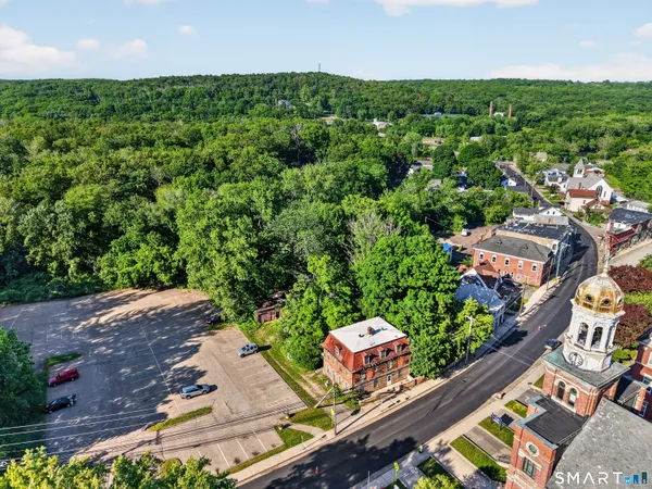 $250,000 | 111 West Main Street, Sprague, CT 06330