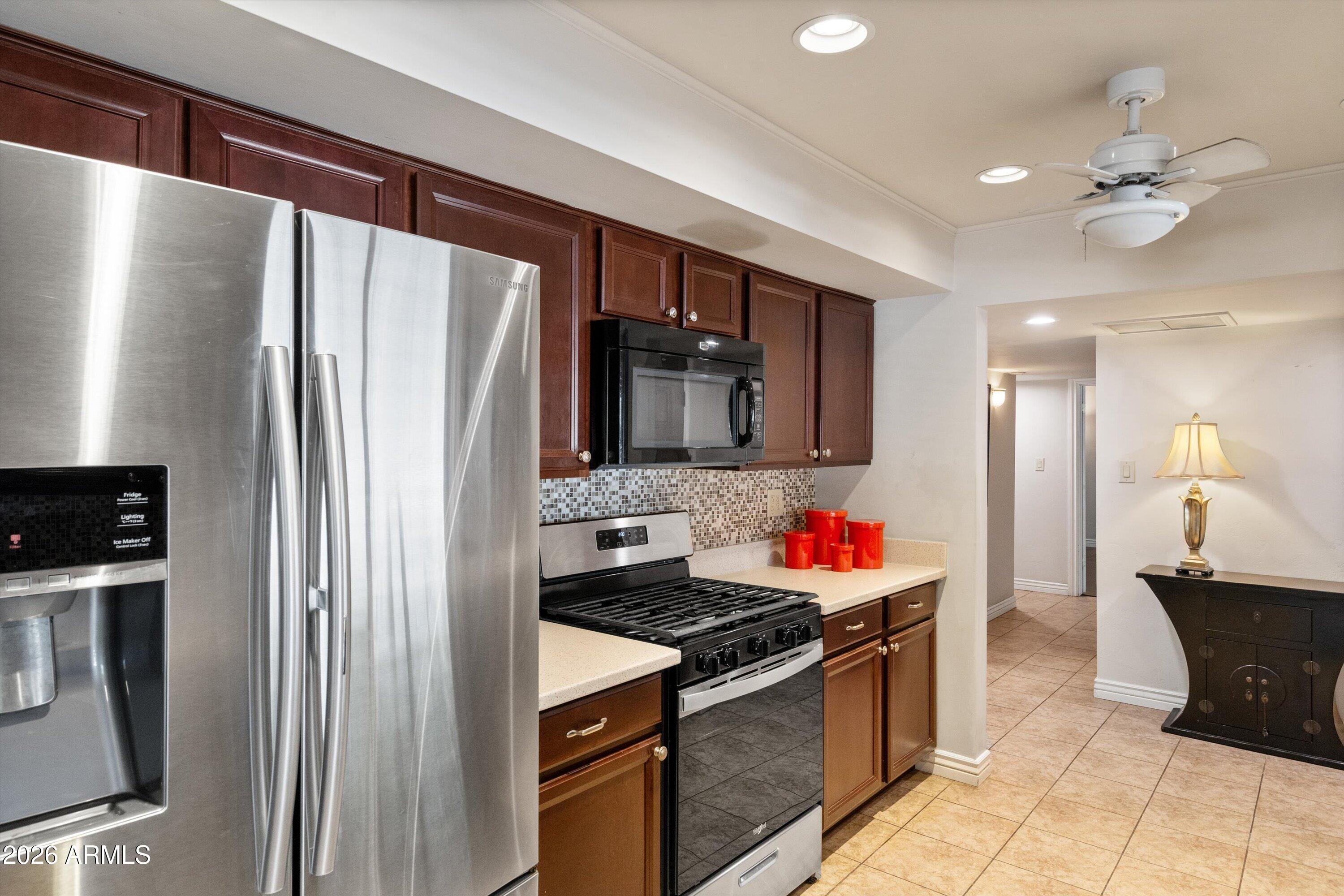 5525 North 12th Street Phoenix, AZ 85014 - Photo 7 of 59 22-Kitchen