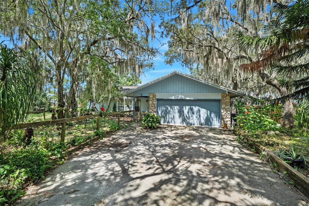 2372 Mitchell Island Road Deltona, FL 32738 - Photo 1 of 26 Gallery Image 1
