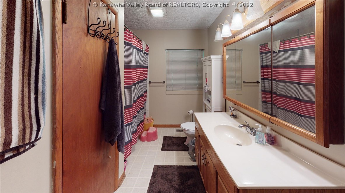 5492 Elk River Road North Elkview, WV 25071 - Photo 23 of 39 Gallery Image 23
