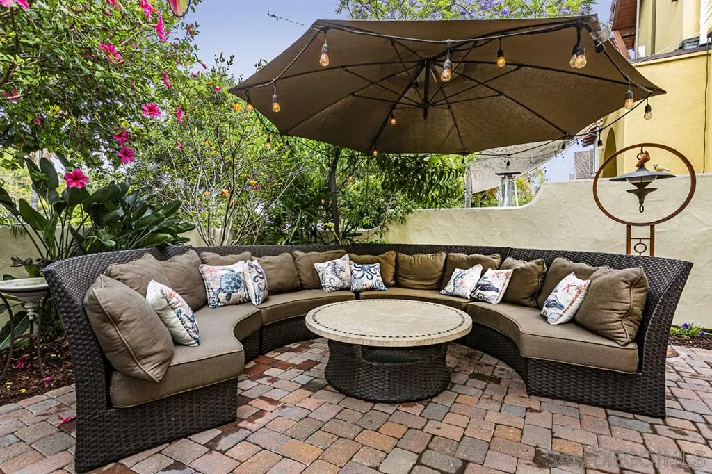 930 10th Street Coronado, CA 92118 - Photo 18 of 25 a outdoor view with a sitting space