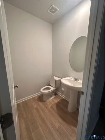 a bathroom with a toilet