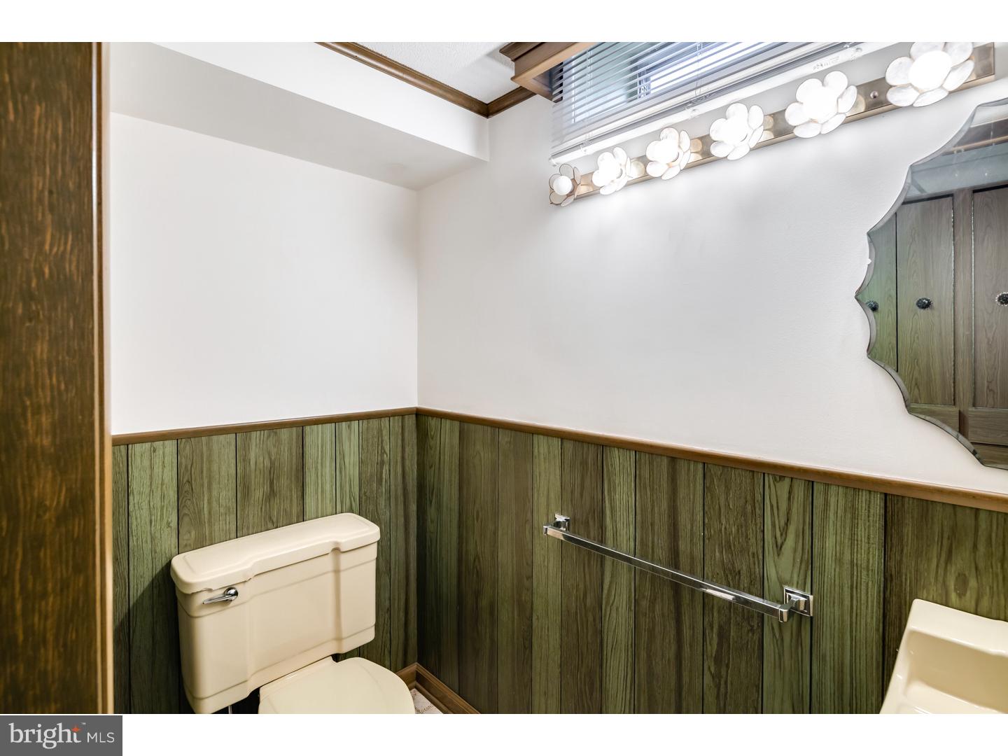 8989 Verree Road Philadelphia, PA 19115 - Photo 20 of 25
