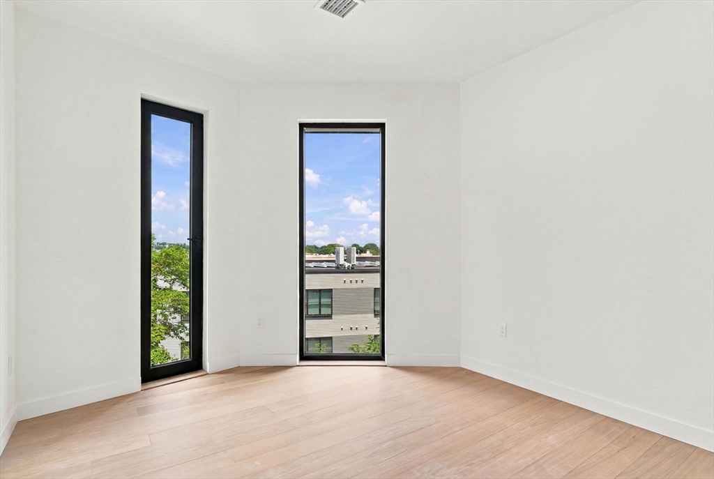 22 High Street, Unit 103 Boston, MA 02122 - Photo 20 of 28