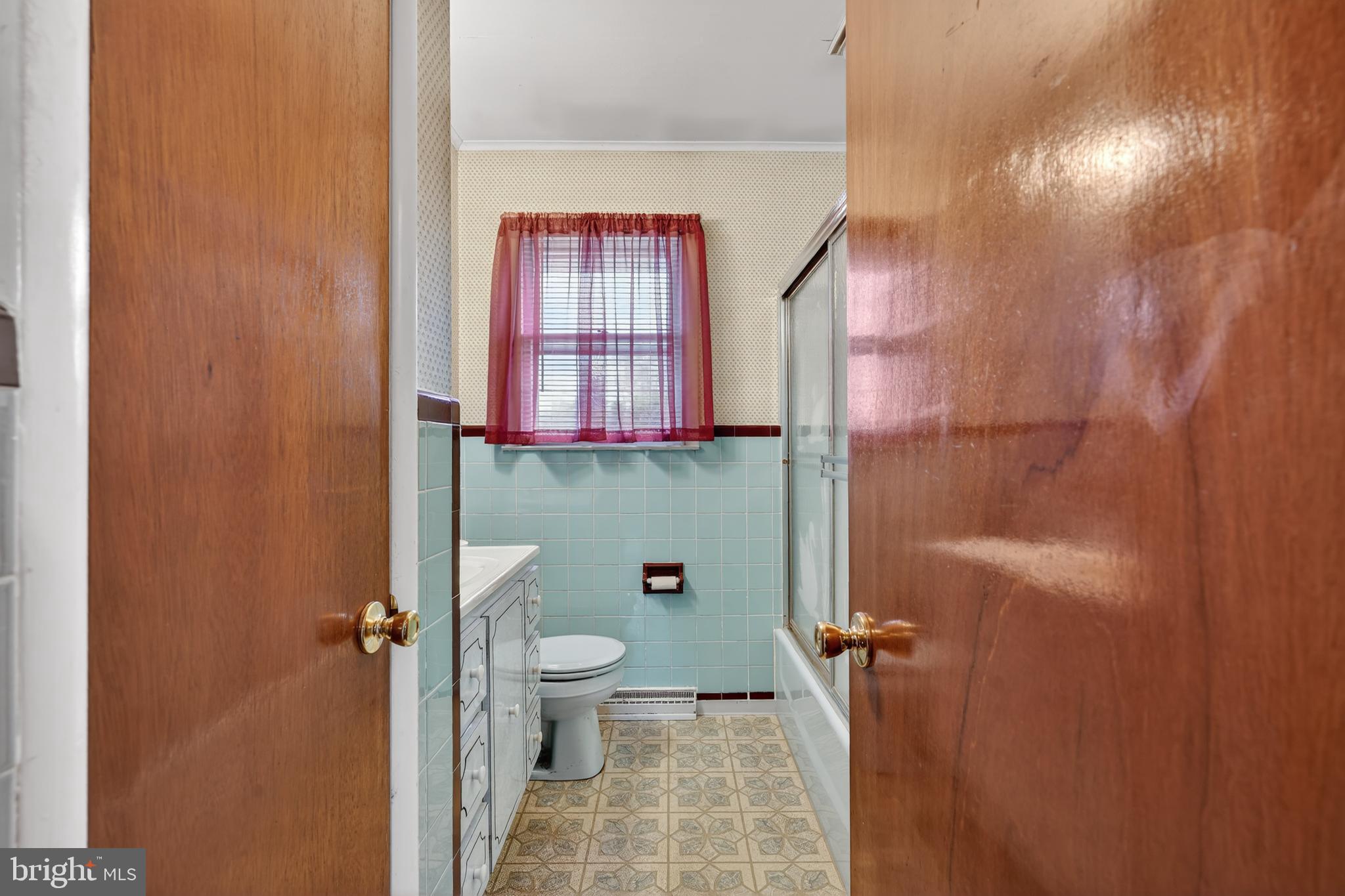 118 Carlysle Court Runnemede, NJ 08078 - Photo 20 of 39