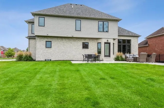 $7,500 | 1114 Barrington Court, Schererville, IN 46375