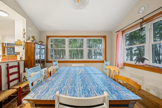 $575,000 | 414 Green Point Road, North Hero, VT 05474