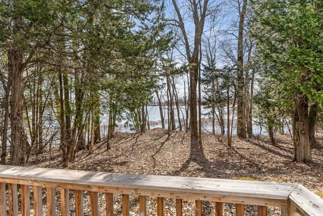 $575,000 | 414 Green Point Road, North Hero, VT 05474
