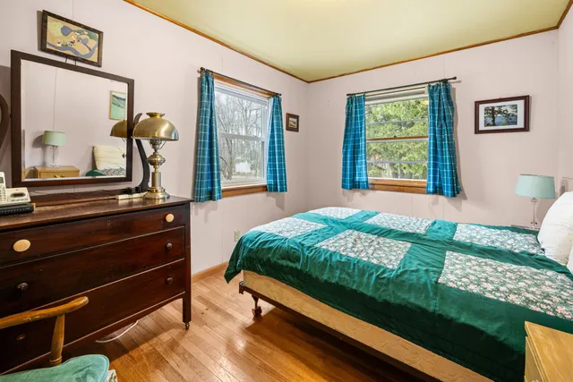 $575,000 | 414 Green Point Road, North Hero, VT 05474