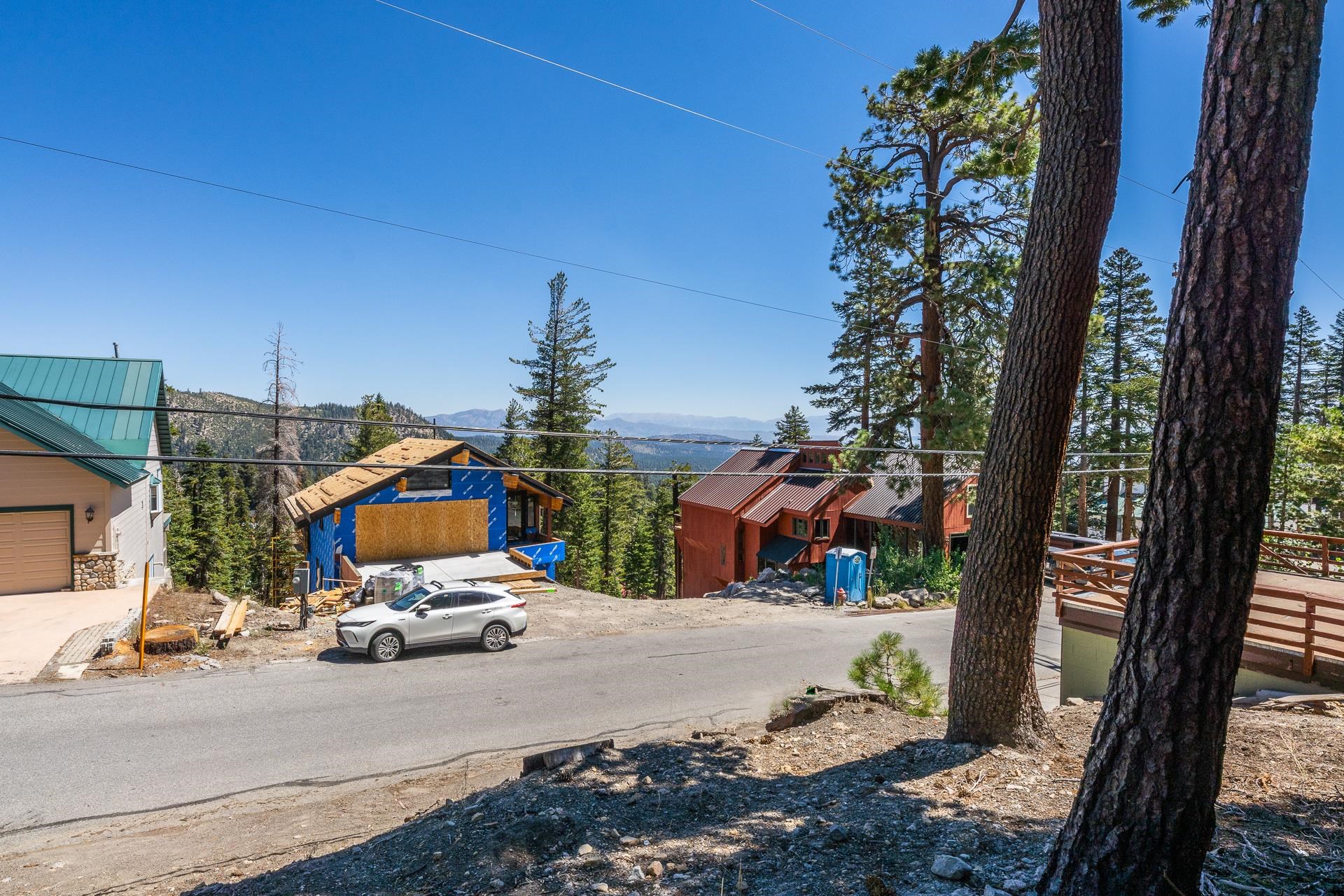 381 John Muir Road Mammoth Lakes, CA 93546 - Photo 16 of 23 a view of outdoor space with garden