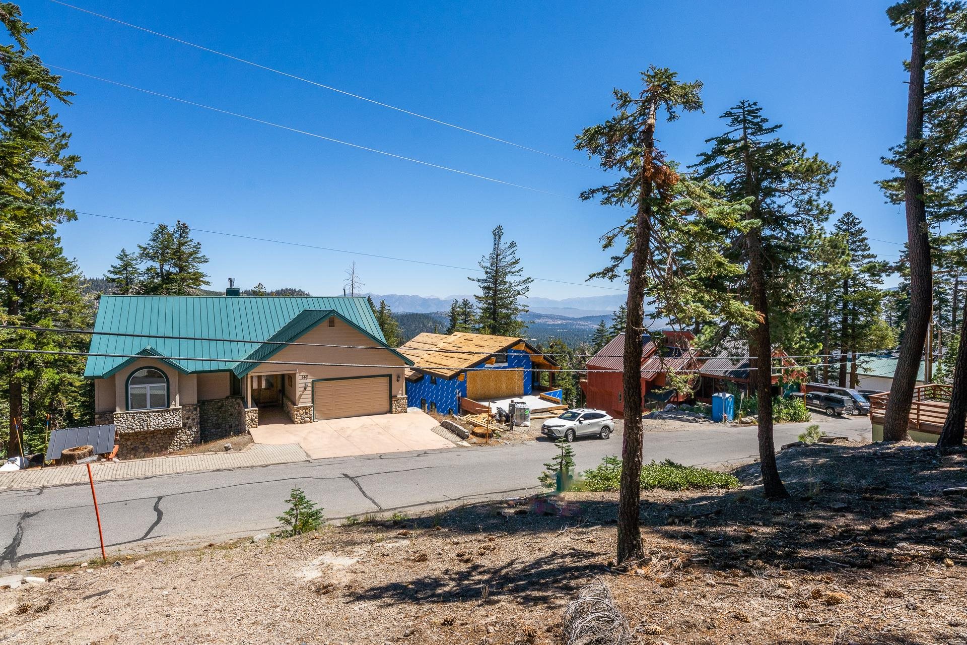 381 John Muir Road Mammoth Lakes, CA 93546 - Photo 21 of 23 a house view with a outdoor space