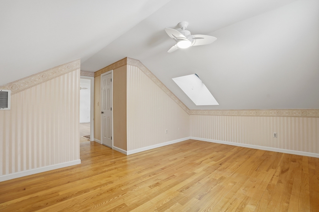 47 Collins Street, Unit 50 Danvers, MA 01923 - Photo 23 of 40