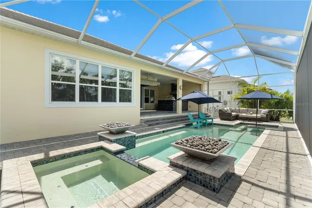 $995,000 | 708 Manns Harbor Drive, Apollo Beach, FL 33572