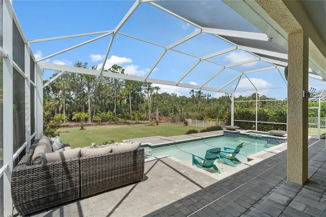 $995,000 | 708 Manns Harbor Drive, Apollo Beach, FL 33572