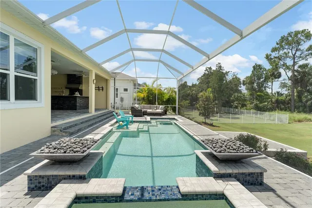 $995,000 | 708 Manns Harbor Drive, Apollo Beach, FL 33572