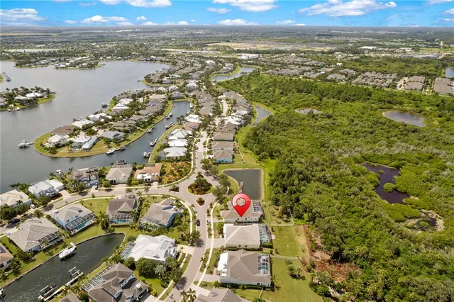 $995,000 | 708 Manns Harbor Drive, Apollo Beach, FL 33572