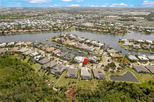 $995,000 | 708 Manns Harbor Drive, Apollo Beach, FL 33572