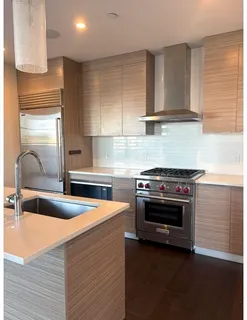 $5,000 | 14 West Broadway, Unit 803, Boston, MA 02127