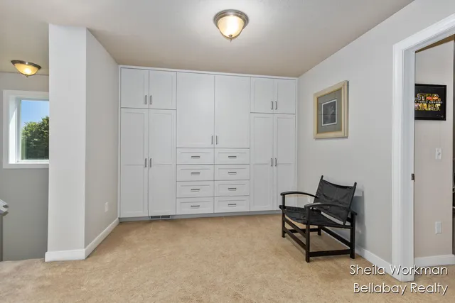 $529,900 | 9430 Whitneyville Avenue Southeast, Alto, MI 49302