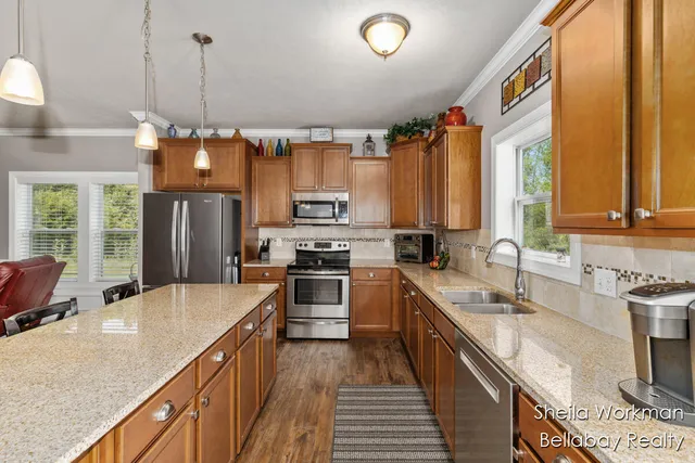 $529,900 | 9430 Whitneyville Avenue Southeast, Alto, MI 49302