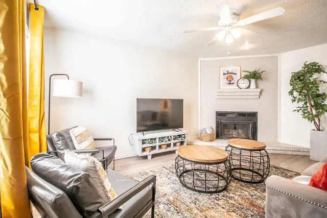 $995 | 5806 6th Street, Unit C, Lubbock, TX 79416