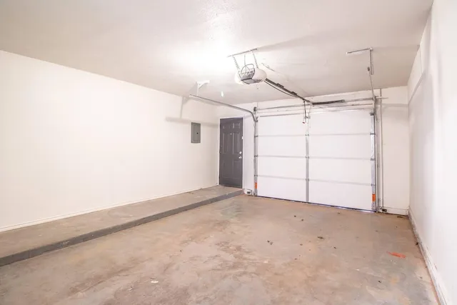 $995 | 5806 6th Street, Unit C, Lubbock, TX 79416