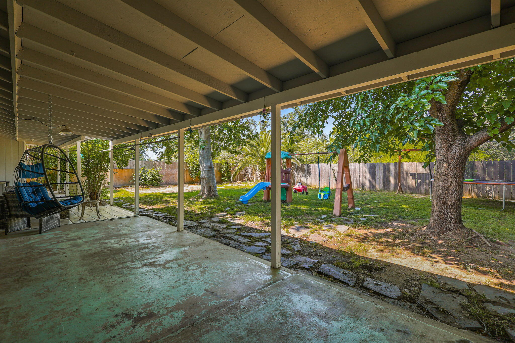 6842 Riverside Drive Redding, CA 96001 - Photo 26 of 33 30-web-or-mls-LZ0A0205