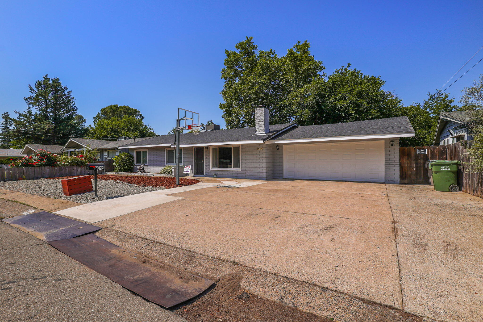 6842 Riverside Drive Redding, CA 96001 - Photo 31 of 33 41-web-or-mls-LZ0A0259