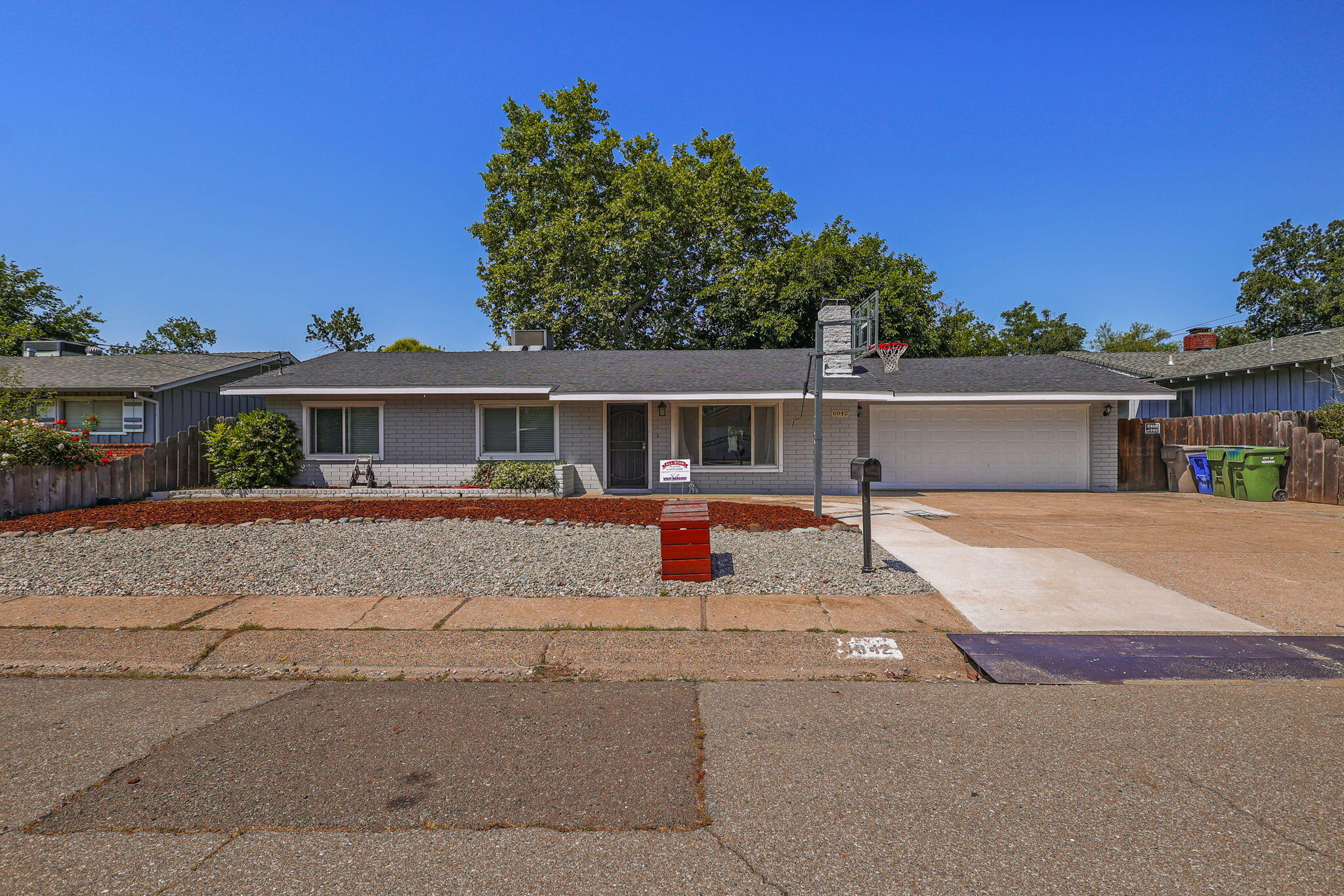 6842 Riverside Drive Redding, CA 96001 - Photo 32 of 33 42-web-or-mls-LZ0A0264