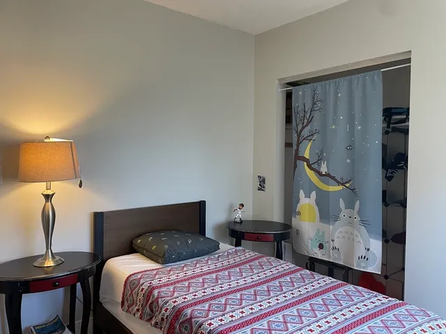 $2,700 | 1420-1426 Centre Street, Unit 2, Newton, MA 02459