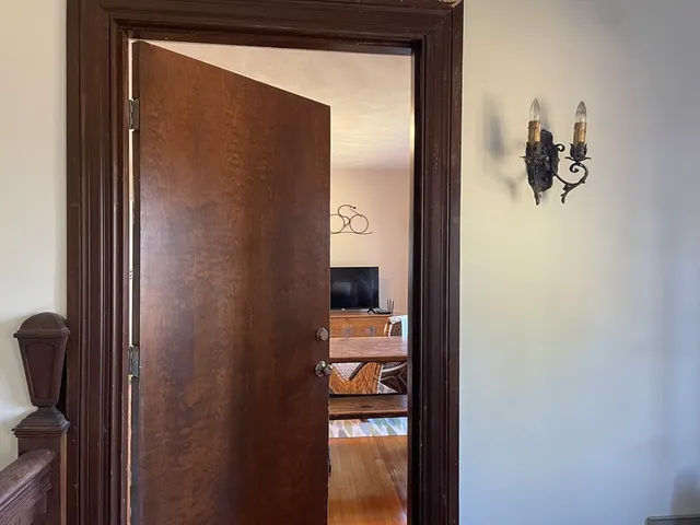 $2,700 | 1420-1426 Centre Street, Unit 2, Newton, MA 02459