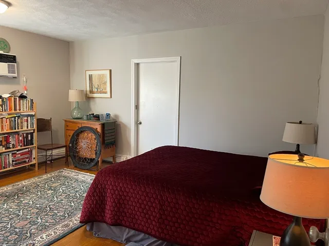 $2,700 | 1420-1426 Centre Street, Unit 2, Newton, MA 02459