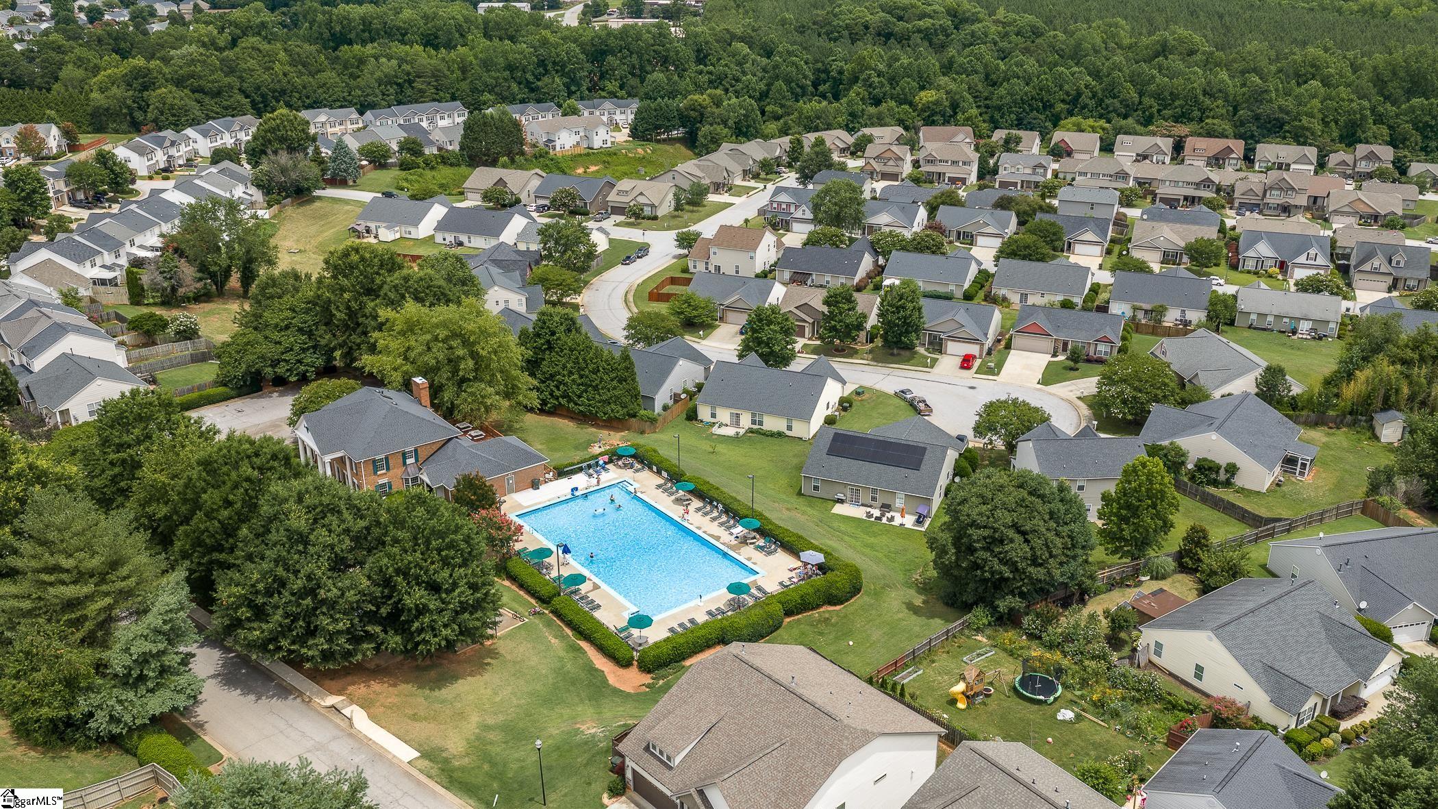 601 Chartwell Drive Greer, SC 29650 - Photo 7 of 31