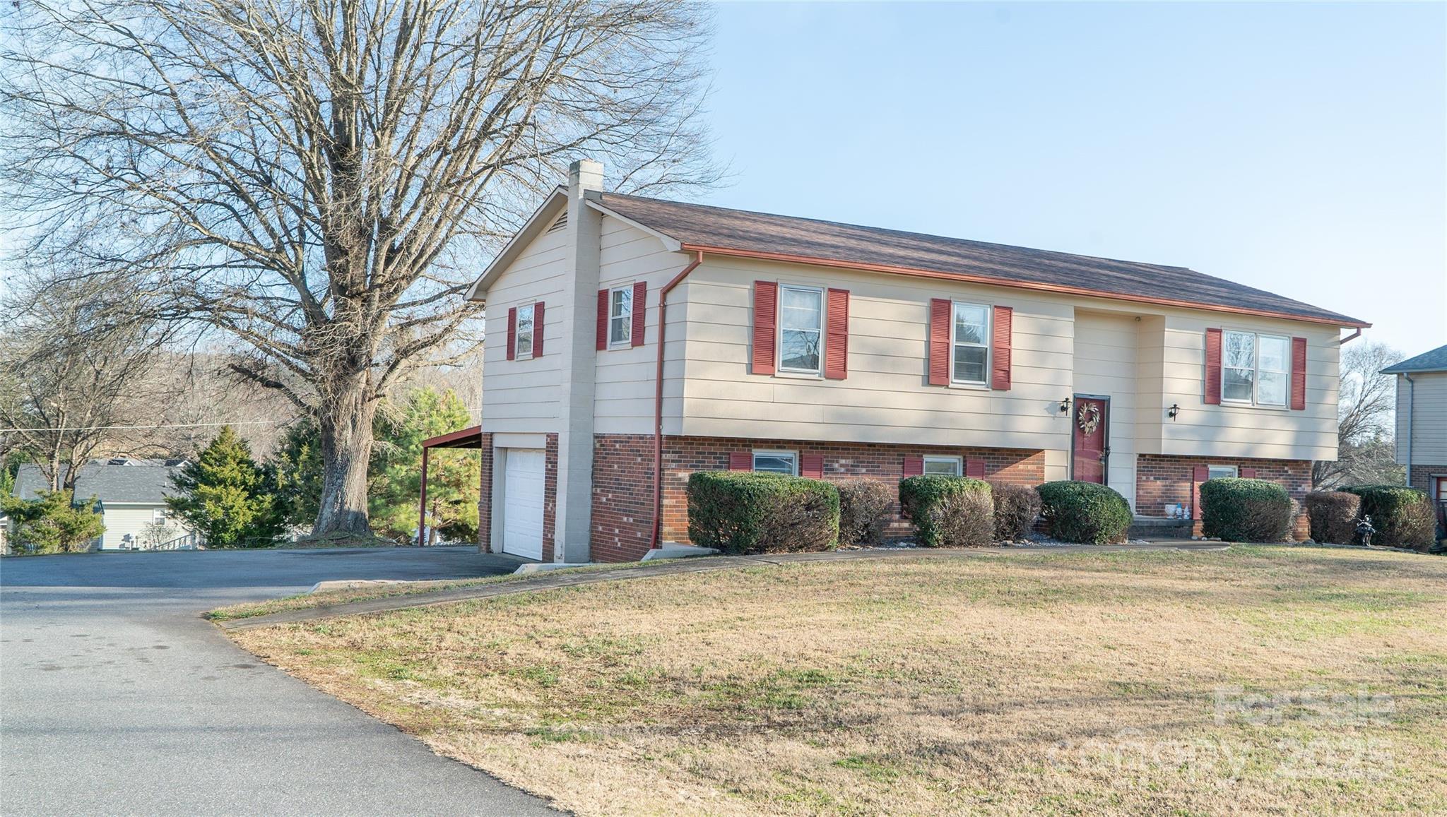 2212 Olde Well Road, Unit 24 Hudson, NC 28638 - Photo 2 of 27 Gallery Image 2