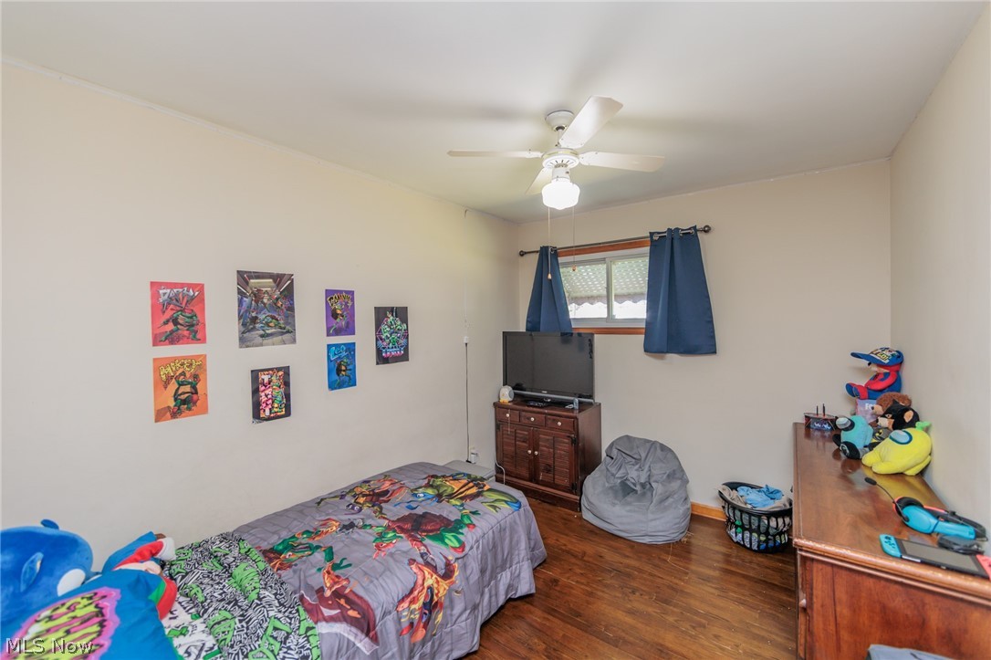 10906 Snow Road Cleveland, OH 44130 - Photo 18 of 48