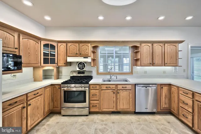 $969,000 | 61 West McKinley Road, Delta, PA 17314