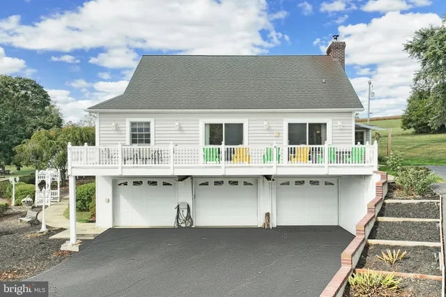 $969,000 | 61 West McKinley Road, Delta, PA 17314