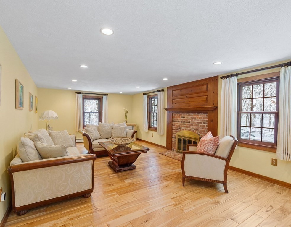 78 Nashoba Road Littleton, MA 01460 - Photo 14 of 40 Gallery Image 14