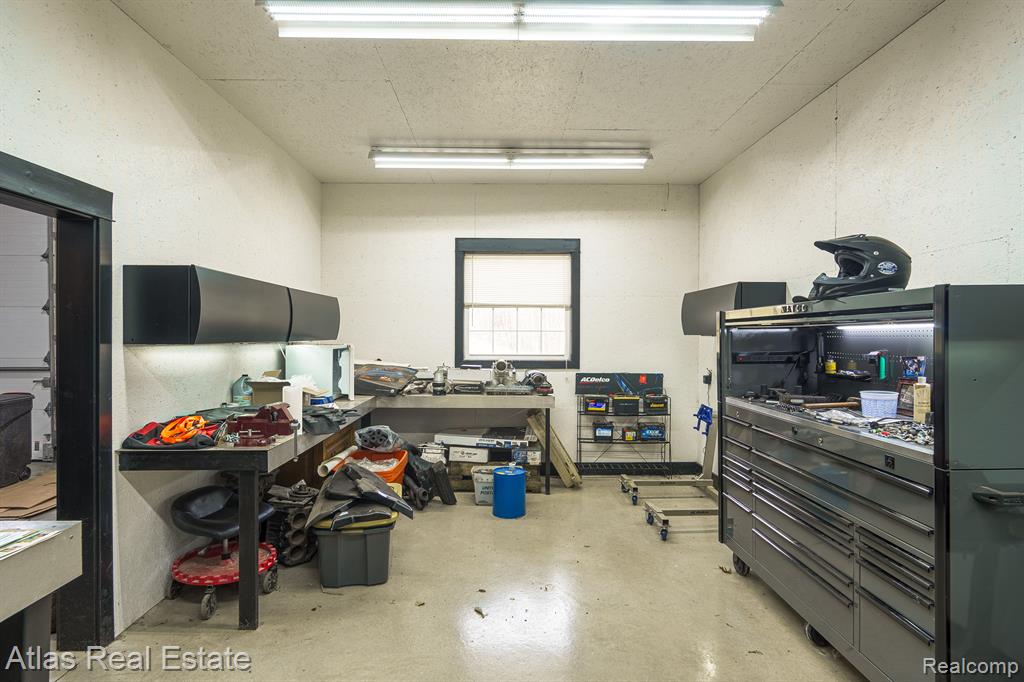 2716 Lake George Road Leonard, MI 48367 - Photo 85 of 98