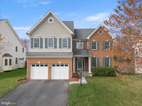 $900,000 | 14904 Abilene Way, Woodbridge, VA 22193