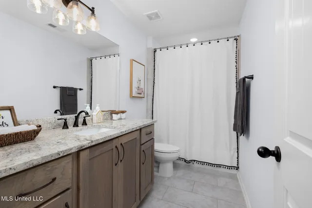 $454,000 | 356 Poplar Lane, Holly Springs, MS 38635