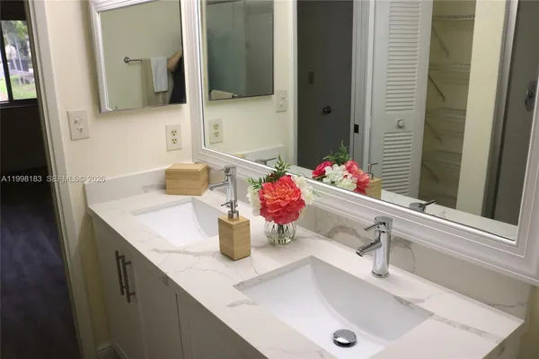 $2,150 | 401 Gardens Drive, Unit 103, Pompano Beach, FL 33069