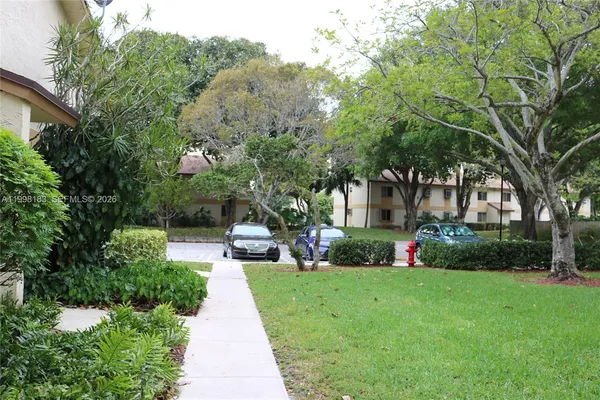 $2,150 | 401 Gardens Drive, Unit 103, Pompano Beach, FL 33069