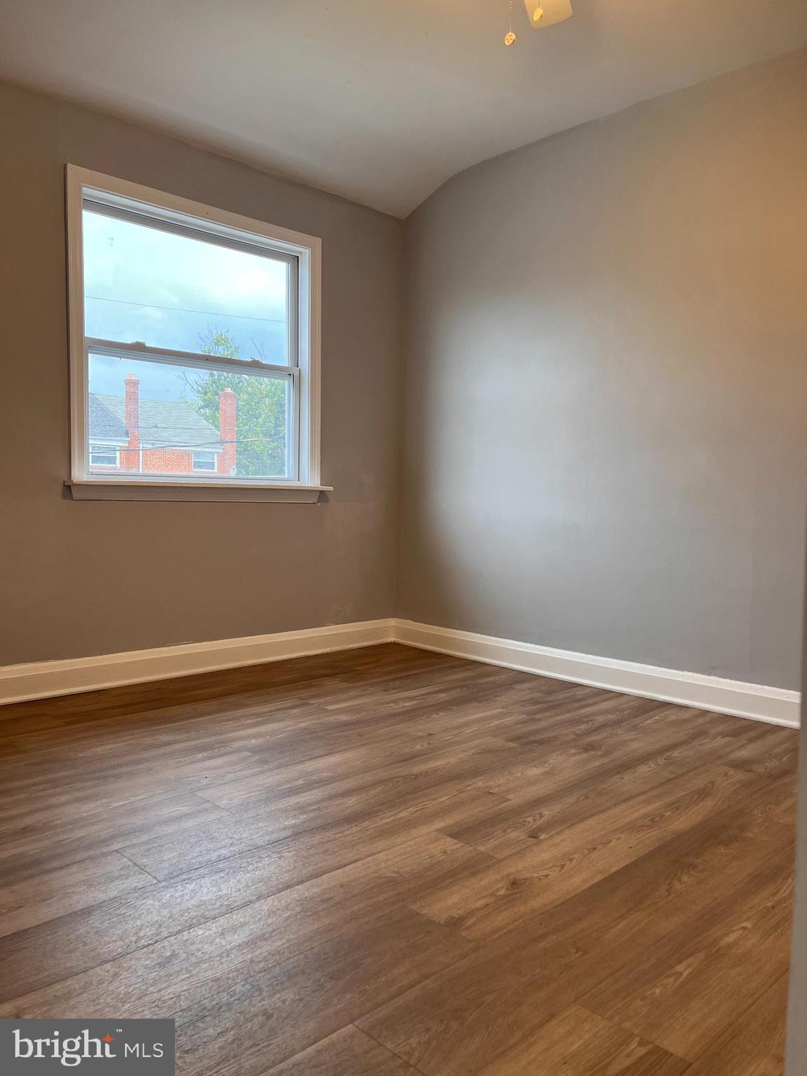 1904 Kelmore Road Dundalk, MD 21222 - Photo 11 of 18 Gallery Image 11