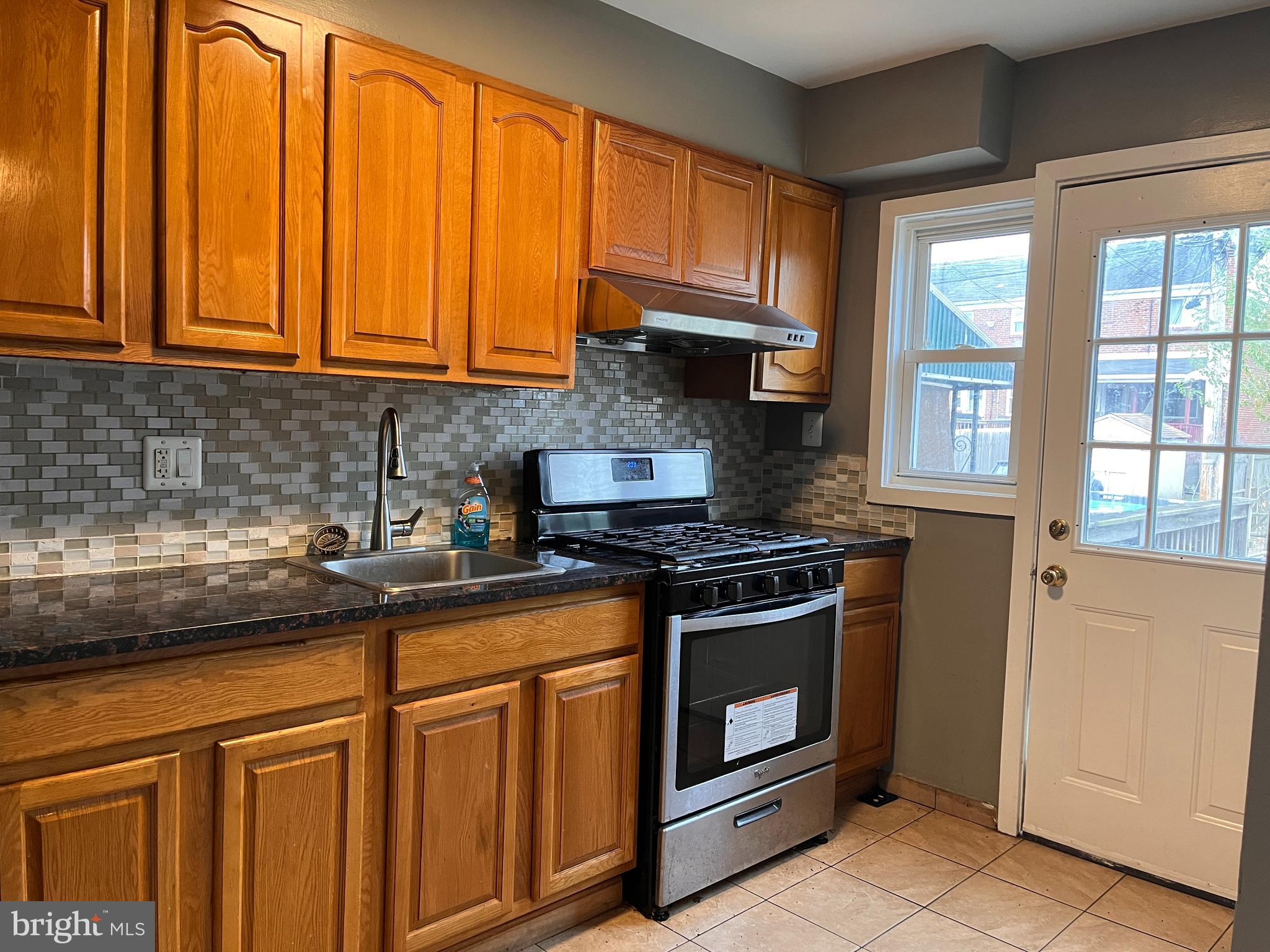 1904 Kelmore Road Dundalk, MD 21222 - Photo 4 of 18 Gallery Image 4